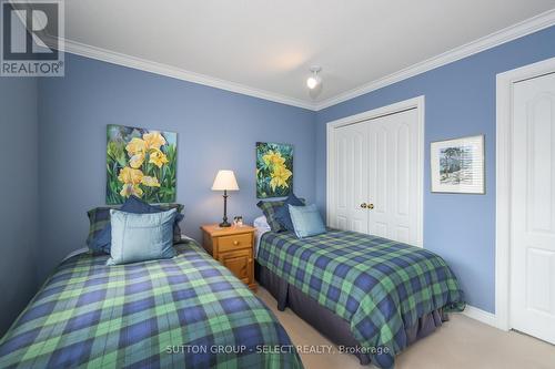 27 Heathdale Court, London, ON - Indoor Photo Showing Bedroom