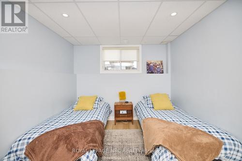 247 Humboldt Parkway, Port Colborne (875 - Killaly East), ON - Indoor Photo Showing Bedroom