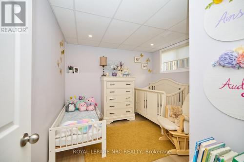 247 Humboldt Parkway, Port Colborne (875 - Killaly East), ON - Indoor Photo Showing Bedroom