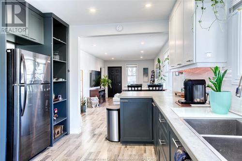 1624 Hickory, Windsor, ON - Indoor Photo Showing Kitchen