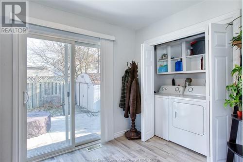 1624 Hickory, Windsor, ON - Indoor Photo Showing Laundry Room