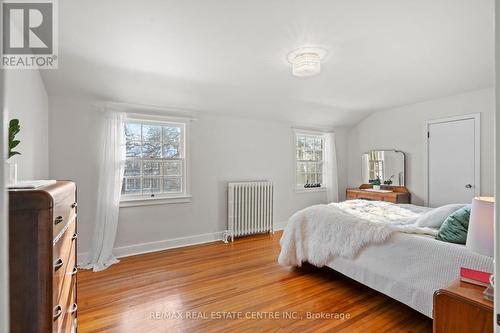 71 Zina Street, Orangeville, ON - Indoor Photo Showing Bedroom