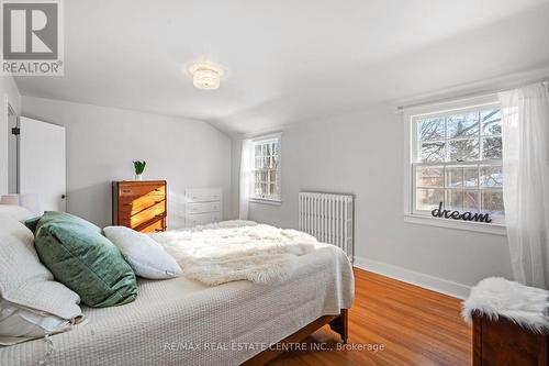 71 Zina Street, Orangeville, ON - Indoor Photo Showing Bedroom