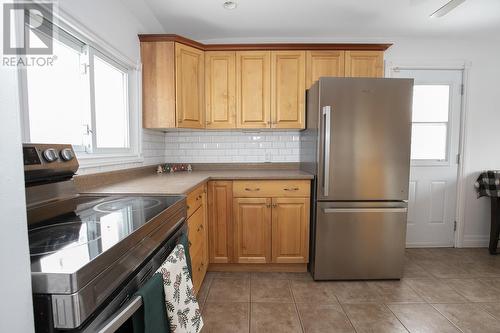 18 Rosedale Pl, Sault Ste. Marie, ON - Indoor Photo Showing Kitchen