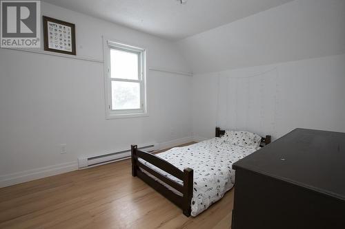 18 Rosedale Pl, Sault Ste. Marie, ON - Indoor Photo Showing Bedroom