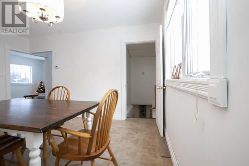 18 Rosedale Pl, Sault Ste. Marie, ON - Indoor Photo Showing Dining Room