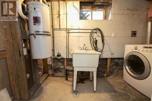 18 Rosedale Pl, Sault Ste. Marie, ON - Indoor Photo Showing Laundry Room