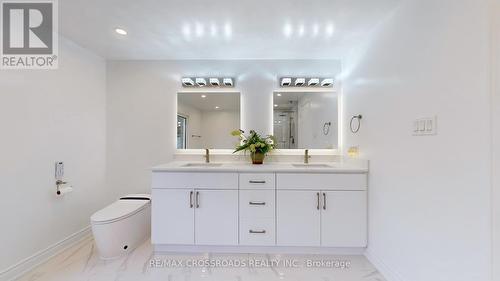 72 Kerrigan Crescent, Markham, ON - Indoor Photo Showing Bathroom