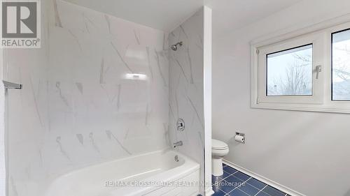 72 Kerrigan Crescent, Markham, ON - Indoor Photo Showing Bathroom