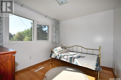 253 25Th Street W, Prince Albert, SK - Indoor Photo Showing Bedroom