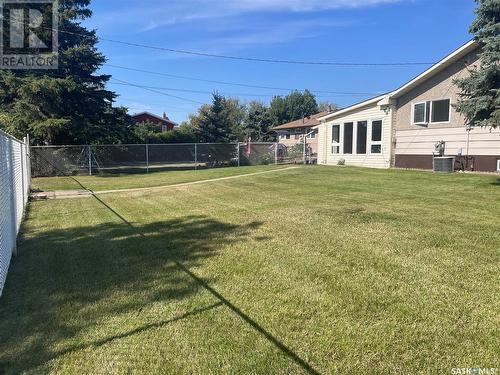 253 25Th Street W, Prince Albert, SK - Outdoor