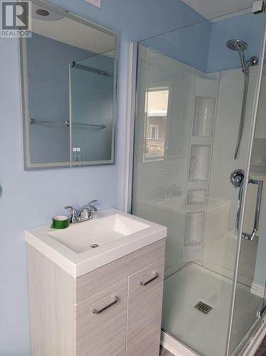 170 Riverside Drive, Sudbury, ON - Indoor Photo Showing Bathroom