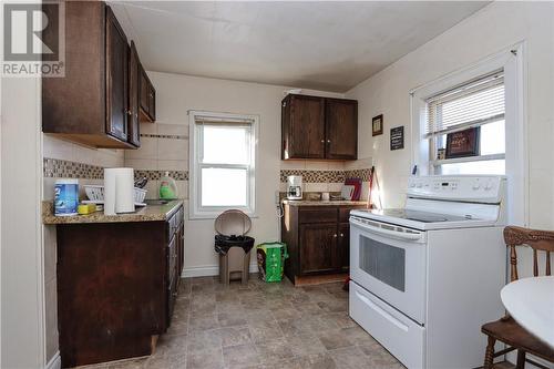 170 Riverside Drive, Sudbury, ON - Indoor Photo Showing Kitchen