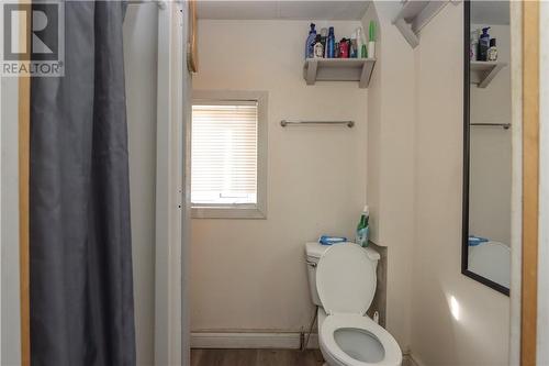 170 Riverside Drive, Sudbury, ON - Indoor Photo Showing Bathroom