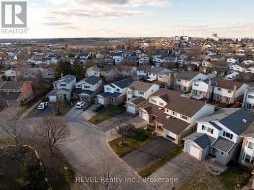 30 Naples Court, Thorold (558 - Confederation Heights), ON - Outdoor With View