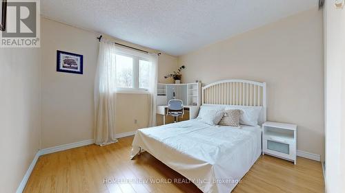 227 Hollyberry Trail, Toronto, ON - Indoor Photo Showing Bedroom