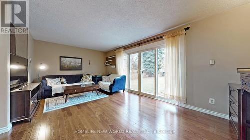 227 Hollyberry Trail, Toronto, ON - Indoor Photo Showing Living Room