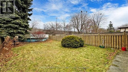 227 Hollyberry Trail, Toronto, ON - Outdoor