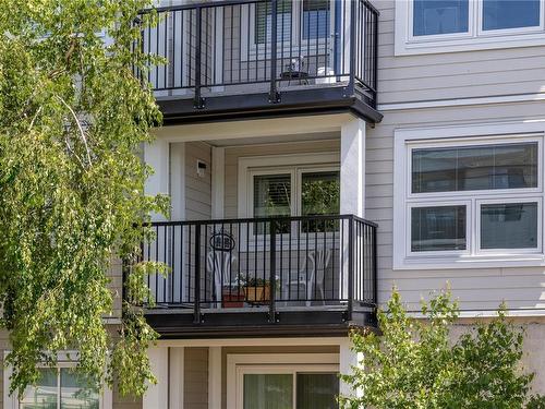 204-3855 11Th Ave, Port Alberni, BC - Outdoor With Balcony