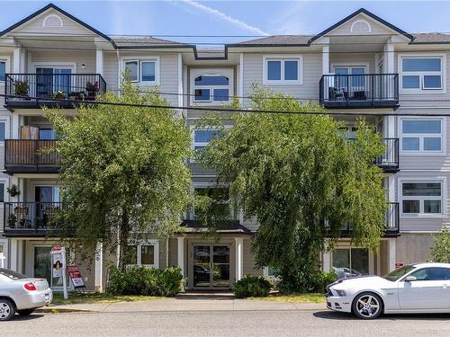 204-3855 11Th Ave, Port Alberni, BC - Outdoor With Balcony With Facade