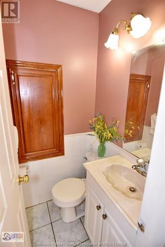 1040 North Talbot, Windsor, ON - Indoor Photo Showing Bathroom