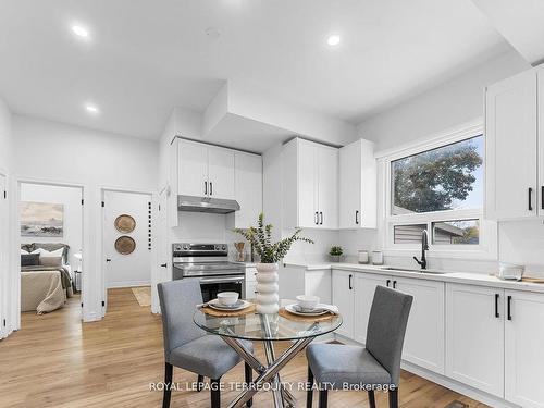 5 Victoria St, Clarington, ON - Indoor Photo Showing Dining Room