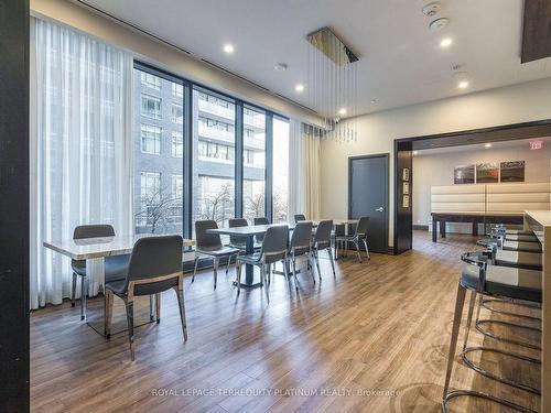 513-60 Annie Craig Dr, Toronto, ON - Indoor Photo Showing Dining Room