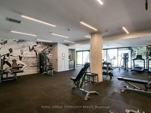 526-7 Smith Cres, Toronto, ON - Indoor Photo Showing Gym Room