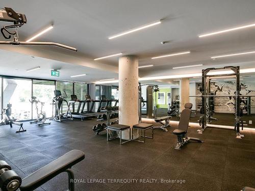 526-7 Smith Cres, Toronto, ON - Indoor Photo Showing Gym Room