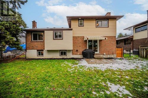 36 Colebrook Court, Kitchener, ON - Outdoor With Exterior