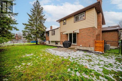 36 Colebrook Court, Kitchener, ON - Outdoor With Exterior