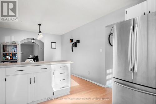 60 Dorland Drive, Greater Napanee, ON - Indoor Photo Showing Kitchen