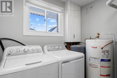 60 Dorland Drive, Greater Napanee, ON - Indoor Photo Showing Laundry Room