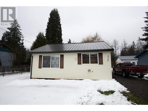 5116 Medeek Avenue, Terrace, BC - Outdoor