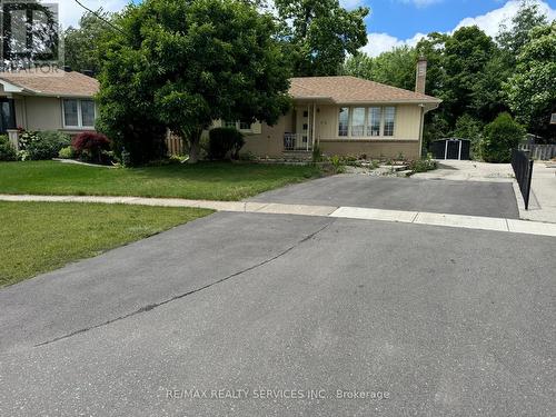 Bsmt - 14 Bairstow Crescent, Halton Hills, ON - Outdoor