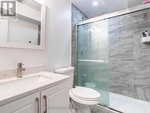 4 Fairhill Avenue, Brampton, ON - Indoor Photo Showing Bathroom