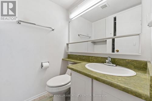 2308 - 500 Laurier Avenue W, Ottawa, ON - Indoor Photo Showing Bathroom