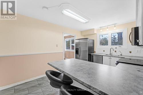 3489 Southgate Road, Ottawa, ON - Indoor Photo Showing Kitchen With Double Sink