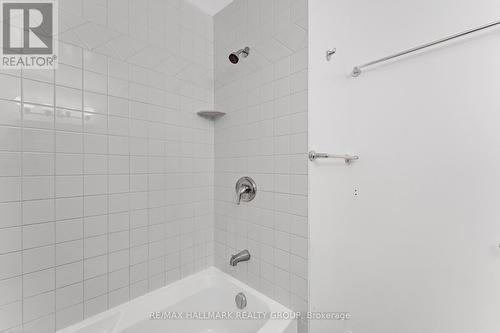 3489 Southgate Road, Ottawa, ON - Indoor Photo Showing Bathroom