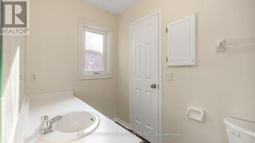 42 Caruso Drive, Brampton, ON - Indoor Photo Showing Bathroom