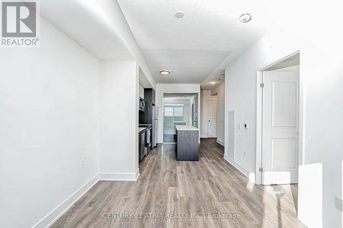 1310 - 202 Burnhamthorpe Road E, Mississauga, ON - Indoor Photo Showing Other Room