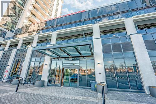 1310 - 202 Burnhamthorpe Road E, Mississauga, ON - Outdoor With Balcony