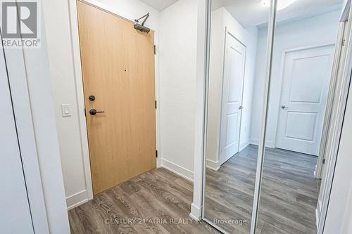 1310 - 202 Burnhamthorpe Road E, Mississauga, ON - Indoor Photo Showing Other Room