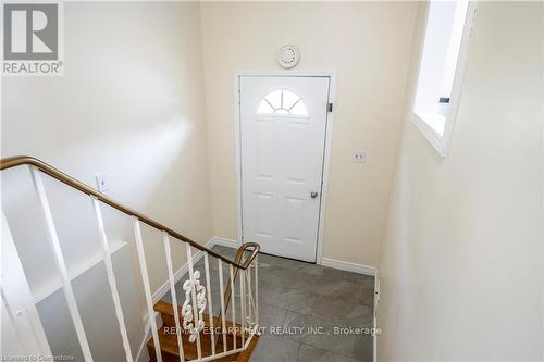 24 Bow Valley Drive, Hamilton, ON - Indoor Photo Showing Other Room