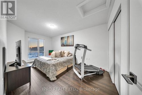 123 - 100 Dufay Road, Brampton, ON - Indoor Photo Showing Bedroom