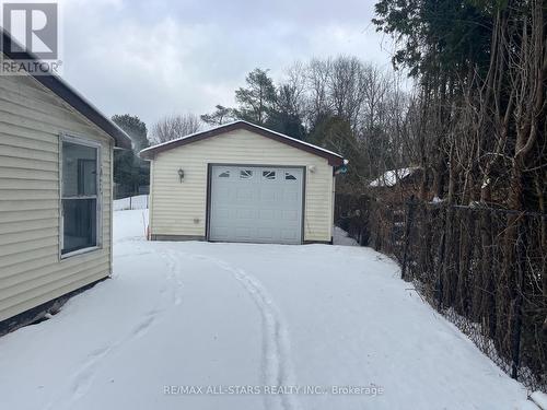 23 Lindell Road, Georgina (Pefferlaw), ON - Outdoor With Exterior