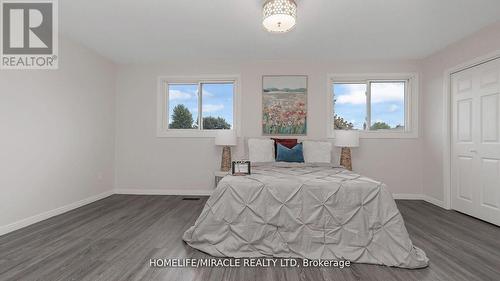 1575 Shale Oak Mews, Mississauga, ON - Indoor Photo Showing Bedroom