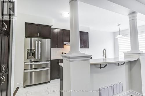 31 Averill Road, Brampton, ON - Indoor Photo Showing Kitchen