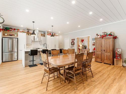 Dining room - 124 Rue Des Sittelles, Brigham, QC - Indoor Photo Showing Dining Room