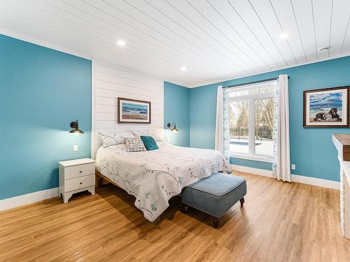 Master bedroom - 124 Rue Des Sittelles, Brigham, QC - Indoor Photo Showing Bedroom